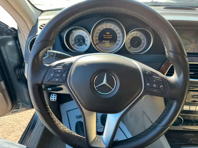 2012 Mercedes-Benz C-Class C 300 in Cars & Trucks in Kitchener / Waterloo - Image 14