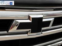 Engine: 8 Cylinder Engine 6.2L/376CI L/100Km City: 17.1 L/100Km Hwy: 14.0 Safety Equipment Daytime R... (image 8)
