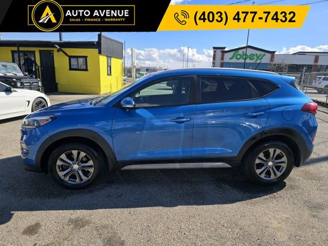 2017 Hyundai Tucson Premium - HEATED BUCKET SEATS in Cars & Trucks in Calgary - Image 2