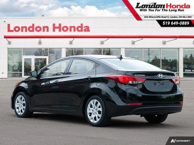 2016 Hyundai Elantra GL | Full Service History | Heated Seats in Cars & Trucks in London - Image 4