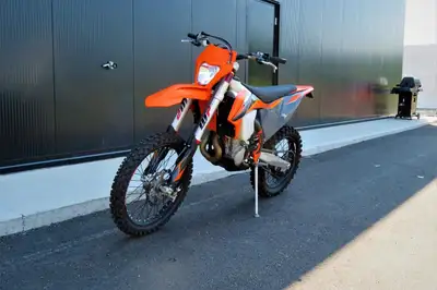 2021 KTM 500 XCF-W ..Ajout sur le véhicule.. -Clutch Rekluse -Chain & Spocket neuve Ce véhicule, vou...