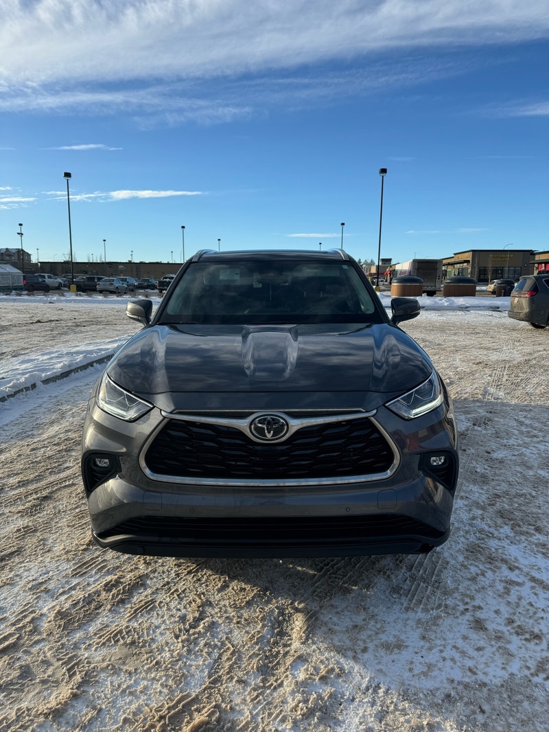 2022 Toyota Highlander Limited | Cars & Trucks | Edmonton | Kijiji ...