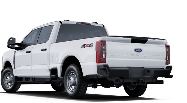 2025 Ford Super Duty F-250 XL 4Wd Crew Cab 6.75' Box in Cars & Trucks in Oshawa / Durham Region - Image 2