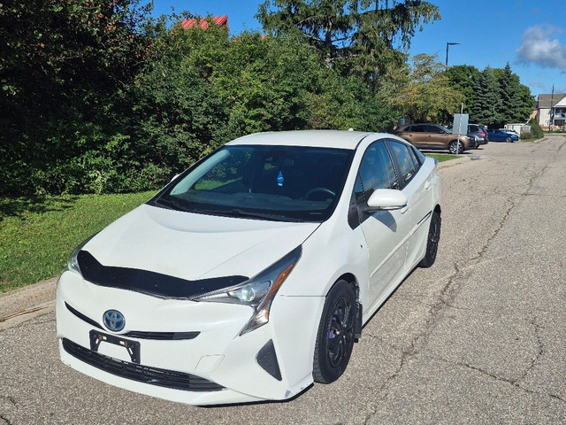 2018 Toyota Prius Auto in Cars & Trucks in Oakville / Halton Region - Image 3