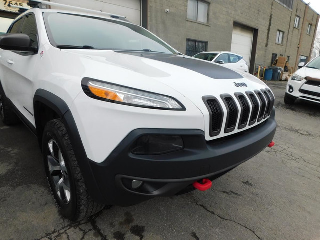 Jeep Cherokee Trailhawk 4 portes 4 roues motrices 2016 in Cars & Trucks in City of Montréal - Image 4