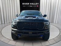 ALLOY WHEELS, NAVIGATION SYSTEM, HEATED FRONT SEATS, PANIC ALARM, TRACTION CONTROL, HEATED STEERING... (image 6)