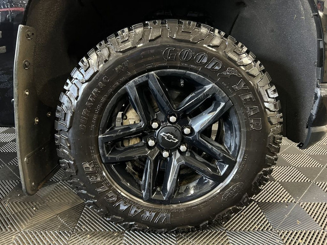 2019 Chevrolet Silverado 1500 LT TRAIL BOSS 4X4 | HTD STS/HTD ST in Cars & Trucks in Lloydminster - Image 4