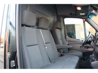 4X4 - RARE FIND SPRINTER 170 FULL SIZE - 4X4!!! 2019 MERCEDES SPRINTER 2500 - HIGH ROOF -- 4X4 WITH... (image 7)