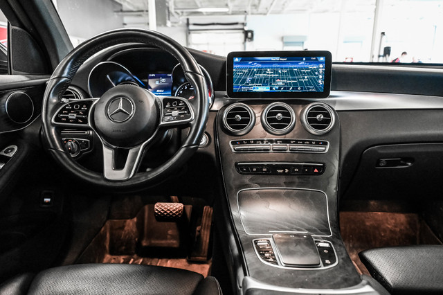 2022 Mercedes-Benz GLC GLC300 | 4MATIC | Cuir | Mags | Caméra |  in Cars & Trucks in City of Montréal - Image 2