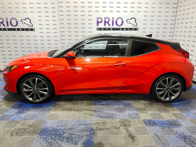 2019 Hyundai Veloster in Cars & Trucks in Ottawa - Image 2