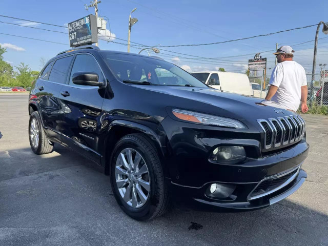 2017 JEEP Cherokee Overland in Cars & Trucks in Laval / North Shore - Image 3