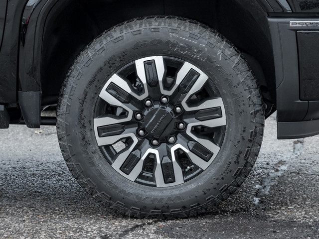 2025 GMC SIERRA 2500HD Denali Ultimate- Diesel | Power Retractab in Cars & Trucks in Markham / York Region - Image 4