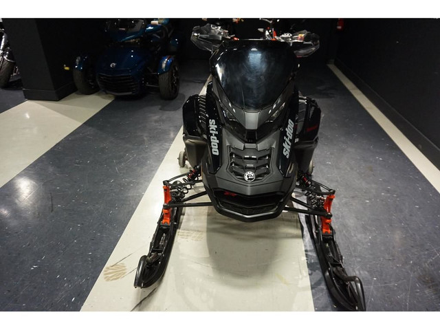 2020 Ski-Doo Renegade x 900 Turbo in Snowmobiles in Québec City - Image 3