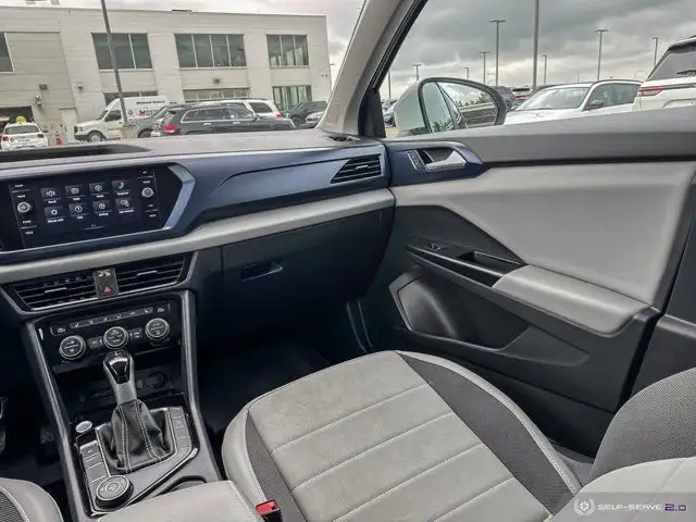 2023 Volkswagen Taos Comfortline | VW CERTIFIED | LEATHER SEATS in Cars & Trucks in Strathcona County - Image 13