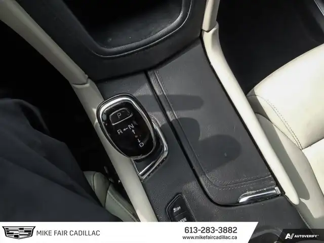 2019 Cadillac XT5 AWD,heated front seats,remote start,power l... dans Autos et camions dans Ottawa - Image 22