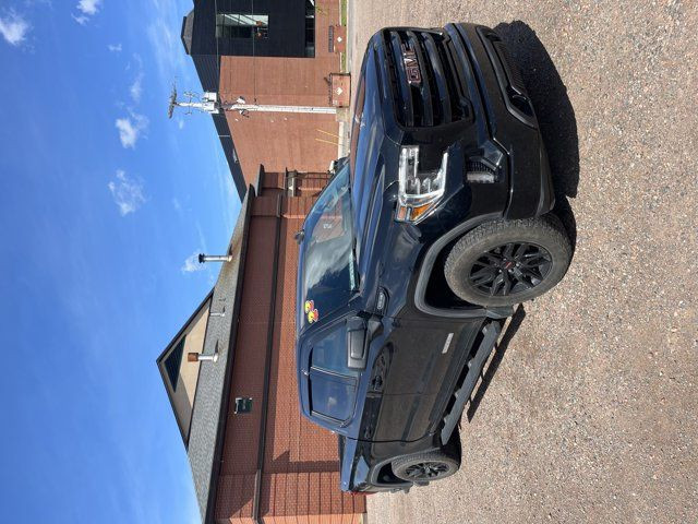 2022 GMC Sierra 1500 Limited Elevation | 4x4 | 5.3L V8 | X31 in Cars & Trucks in Guelph