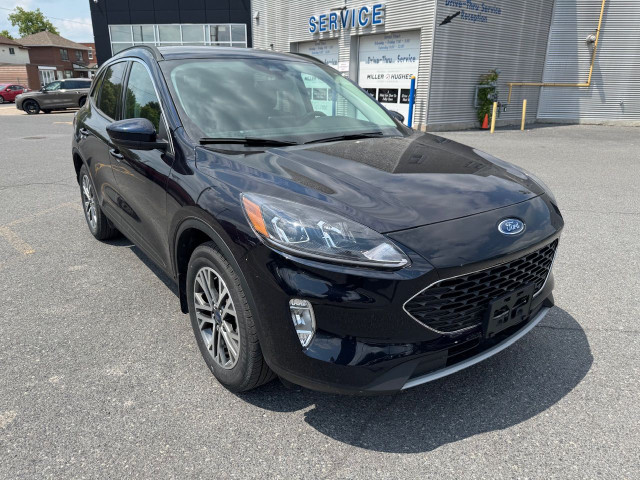 2021 Ford Escape SEL in Cars & Trucks in Cornwall