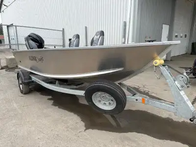 ALUMACRAFT SUMMIT 165 VGE NO PAINT 2022 Bateau de pêche Alumacraft Summit 165 Tiller plancher de vin...