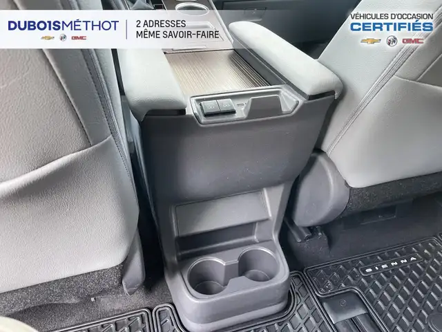 2021 Toyota Sienna XLE AWD, 2.5L, MINI-VAN, 7 PASSAGERS !!! RARE in Cars & Trucks in Victoriaville - Image 20