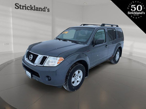 2012 Nissan Pathfinder LE AWD