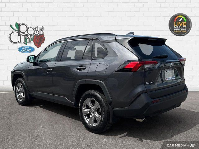 2023 Toyota RAV4 XLE | Heated Seats | Sunroof | Lane Departure in Cars & Trucks in Windsor Region - Image 4