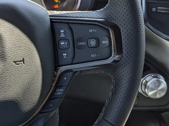2026 Ram 1500 Sport - 3.92 Rear Axle Ratio - Anti Spin in Cars & Trucks in Calgary - Image 20