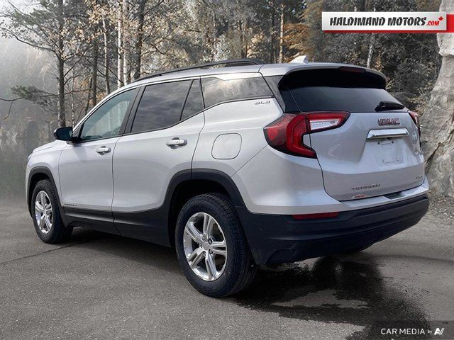 2022 GMC Terrain SLE in Cars & Trucks in Hamilton - Image 3
