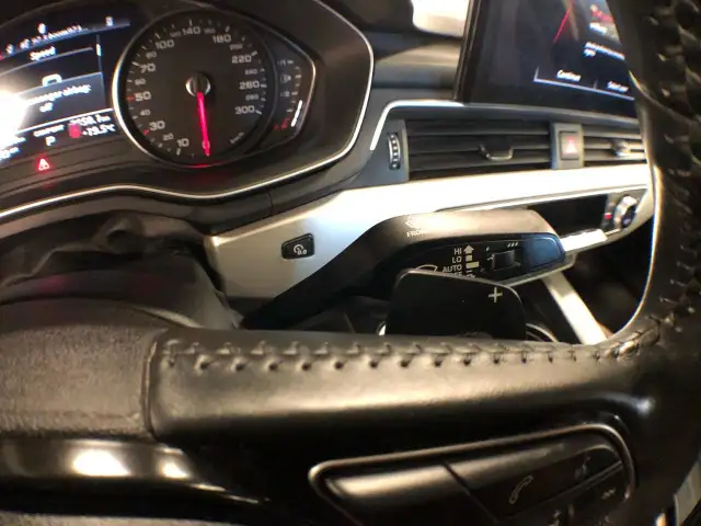 2020 Audi A4 KOMFORT AWD LEATHER SUNROOF B/SPOT CARPLAY CAMERA in Cars & Trucks in City of Toronto - Image 20