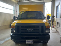 FORD E-450 2017 CUBE 16 PIEDS AVEC RAMPE MOTEUR 6.8L CRUISE CONTROLE 176 WB 14,500 GVWR GARANTIE 1 A... (image 4)