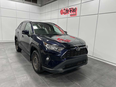  2019 Toyota RAV4 XLE - VOLANT CHAUFFANT - TOIT OUVRANT