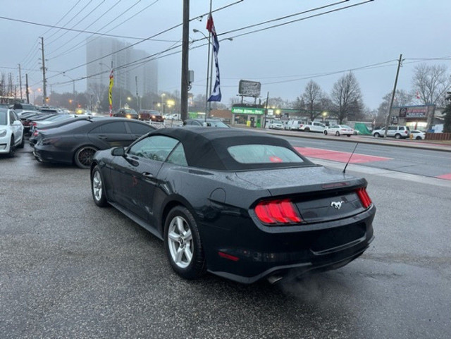 2018 Ford Mustang EcoBoost Convertible in Cars & Trucks in City of Toronto - Image 3