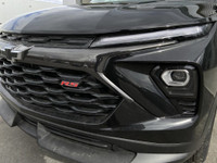 AMVIC Licensed Dealer The 2025 Chevrolet Trailblazer RS in Mosaic Black Metallic is a sporty and sty... (image 2)