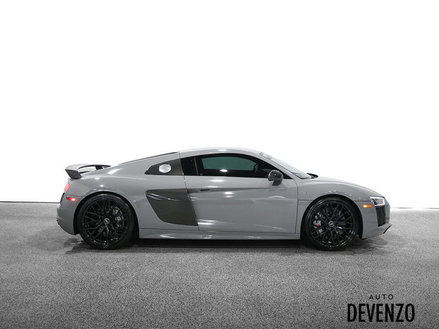 2017 Audi R8 Quattro V10 Plus Carbon Fiber Exterior in Cars & Trucks in Laval / North Shore - Image 2