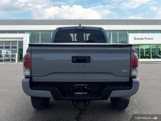 2020 Toyota Tacoma in Cars & Trucks in Grande Prairie - Image 4