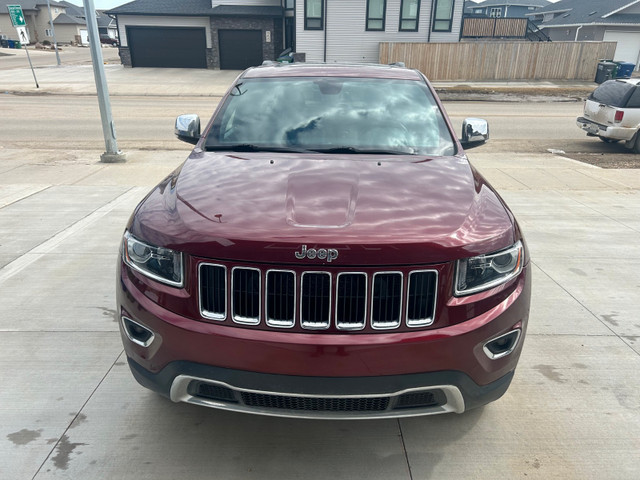 2016 Jeep Grand Cherokee Limited in Cars & Trucks in Saskatoon