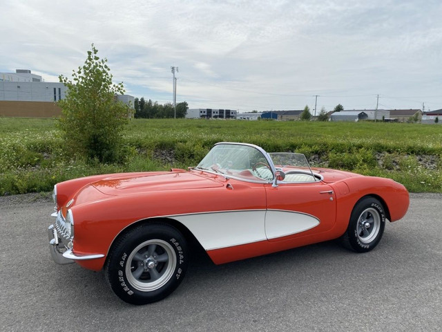 1956 Chevrolet Corvette convertible in Classic Cars in Laval / North Shore - Image 2