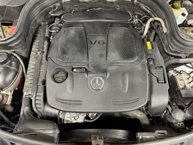 2015 Mercedes-Benz GLK-Class 4MATIC GLK-350 - BLUETOOTH - NAVI - in Cars & Trucks in Mississauga / Peel Region - Image 2