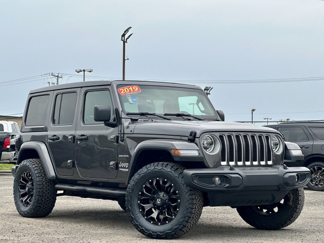 2019 Jeep Wrangler Unlimited Sahara in Cars & Trucks in West Island - Image 2