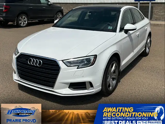 2018 Audi A3 KOMFORT 2.0 AWD | HTD LTHR STS | SUNROOF | LOW KMS dans Autos et camions dans Lloydminster - Image 2