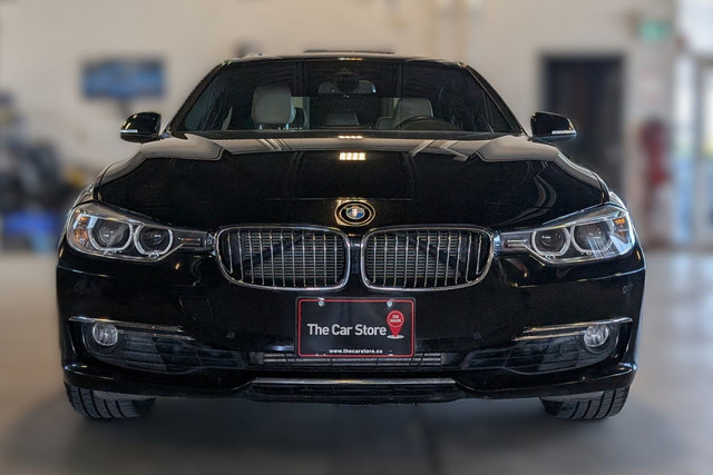 2015 BMW 3 Series 328i XDrive Prem Enhanced/LOADED/Local/Clean t in Cars & Trucks in Winnipeg - Image 4