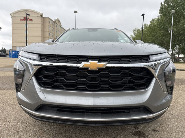 2025 Chevrolet Trax LT in Cars & Trucks in Edmonton - Image 3