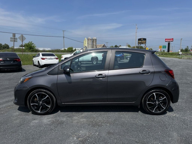 2016 Toyota Yaris SE in Cars & Trucks in Sherbrooke - Image 4