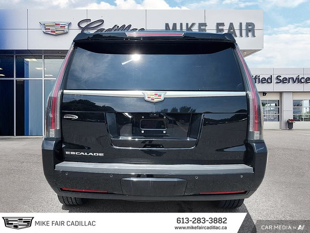 2019 Cadillac Escalade Premium Luxury power assist steps,heat... in Cars & Trucks in Ottawa - Image 4