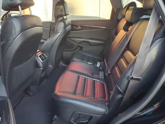 2017 Kia Sorento AWD EX Turbo *Leather / Rear View Camera* in Cars & Trucks in London - Image 29