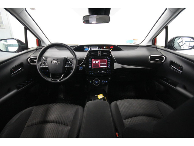  2020 Toyota Prius Prime HYBRID in Cars & Trucks in Lévis - Image 4