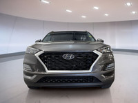 Discover the 2020 Hyundai Tucson Preferred, a versatile SUV designed to meet the demands of Canadian... (image 1)