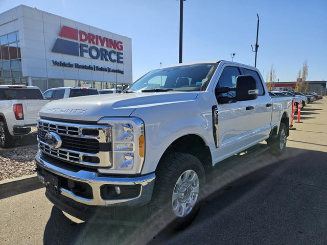 2023 Ford Super Duty F-350 SRW XLT 4WD Crew Cab 6.75' Box, 7.3L  in Cars & Trucks in St. Albert