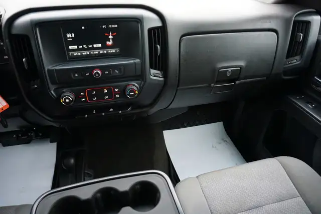 2016 GMC Sierra 1500 in Cars & Trucks in Oakville / Halton Region - Image 12