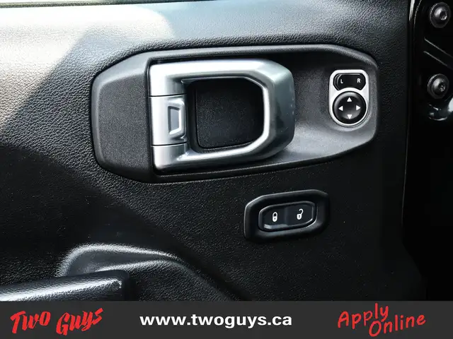 2019 Jeep WRANGLER UNLIMITED Sport 4x4 Back Up Camera Side Steps in Cars & Trucks in St. Catharines - Image 14