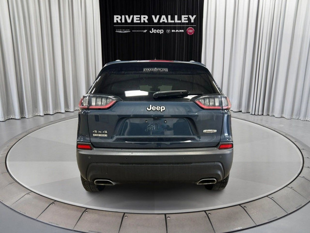 2020 Jeep Cherokee in Cars & Trucks in Strathcona County - Image 4